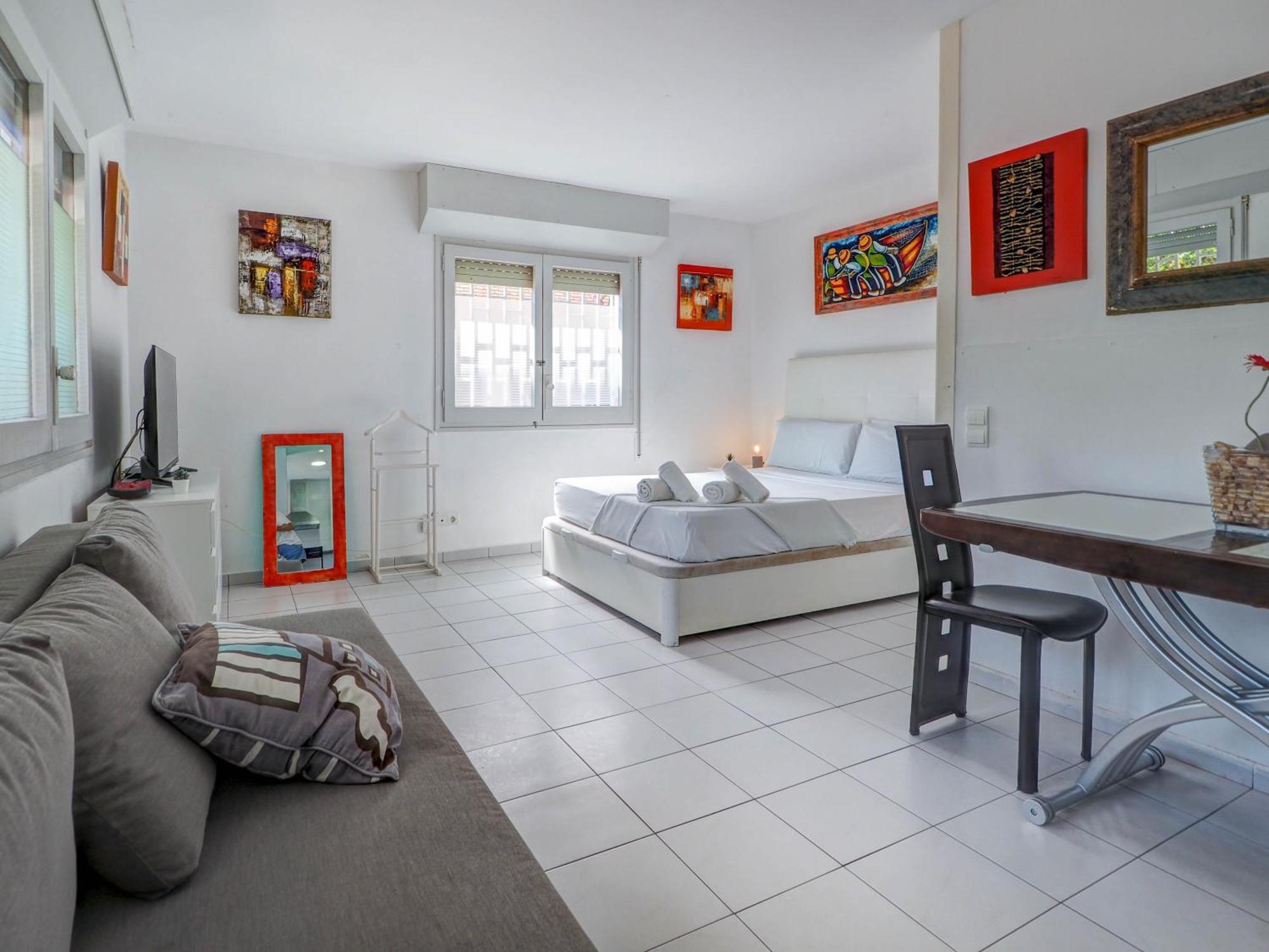 Los Globos Beach Studio By Hello Homes Sitges Dış mekan fotoğraf